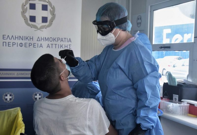 Ο σημερινός έλεγχος rapid tests έβγαλε σε Τύρναβο και Αμπελώνα 26 θετικά κρούσματα κορωνοιού