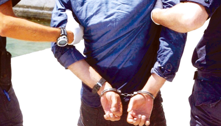 Συνελήφθη ημεδαπός για κλοπή και απόπειρα κλοπής που διαπράχθηκαν στη Λάρισα
