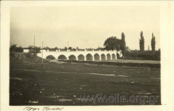 Η γέφυρα του Τυρνάβου, σε φωτογραφία του 1929