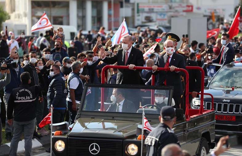 Ταφόπλακα στο Κυπριακό βάζει ο Ερντογάν – Παρέλαση κατοχικού στρατού με γερμανικά τζιπ