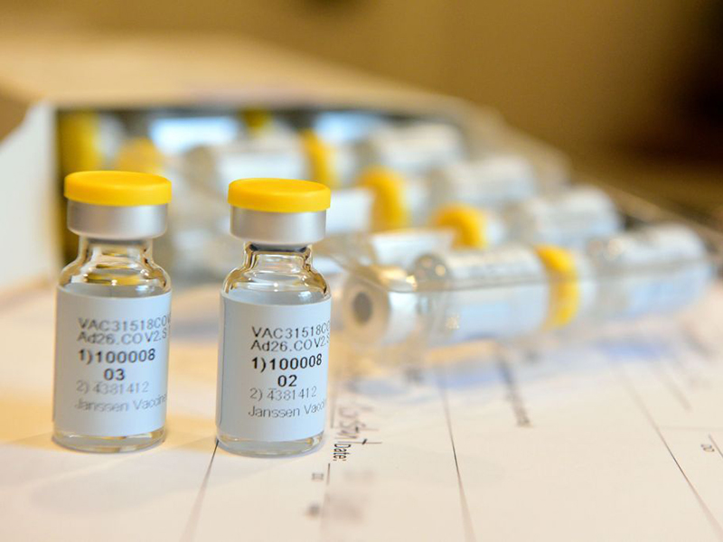 Από σήμερα και το εμβόλιο της Johnson&Johnson στη «μάχη» κατά του κορονοϊού