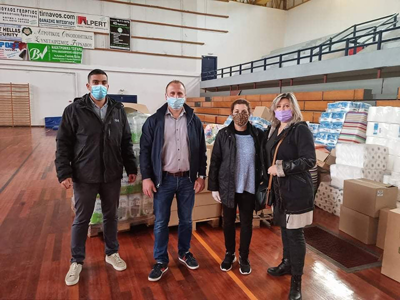 Είδη πρώτης ανάγκης προς τους σεισμοπαθείς προσέφερε ο Κτηνοτροφικός Σύλλογος Τυρνάβου