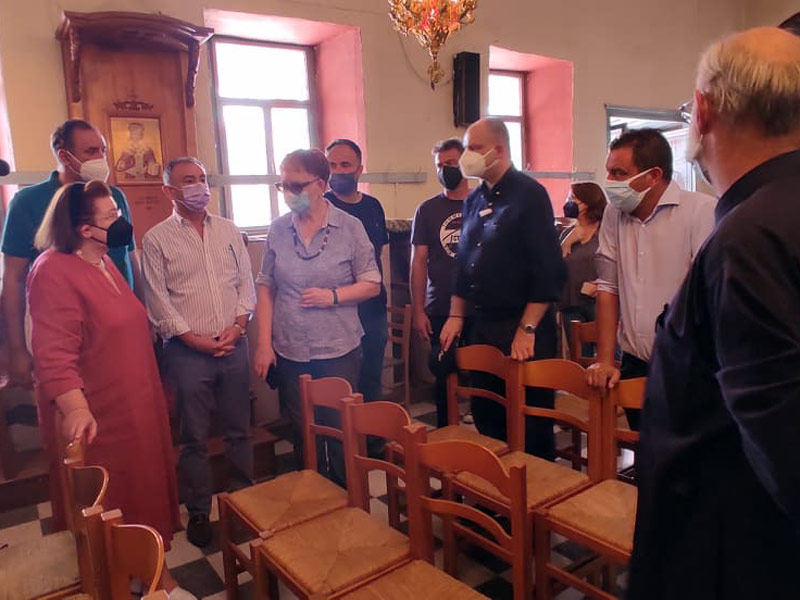 Η Υπουργός Πολιτισμού κ. Λίνα Μενδώνη στον Τύρναβο, επισκέφτηκε τις σεισμόπληκτες Εκκλησίες της πόλης