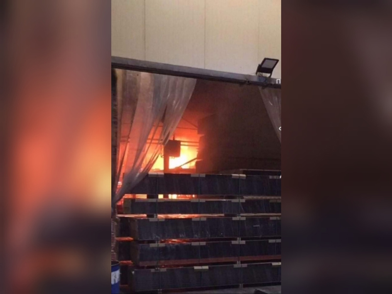 Φωτιά ξέσπασε στο εργοστάσιο της ALFA WOOD σήμερα το πρωί