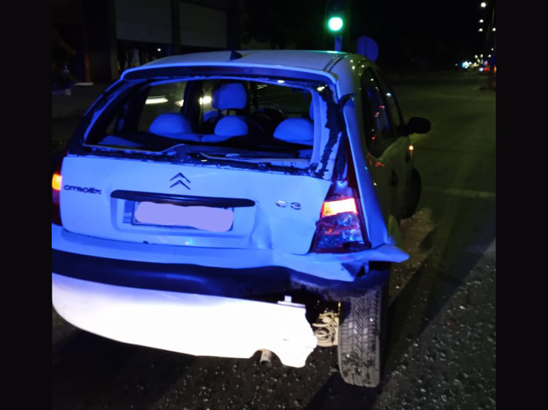 Καραμπόλα 3 αυτοκινήτων χθες το βράδυ στη Γιάννουλη, ο υπαίτιος οδηγός τράπηκε σε φυγή