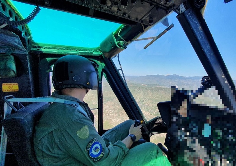 Εναέριες περιπολίες με πυροσβεστικά αεροσκάφη – Στρατός και αστυνομία σε δάση και βουνά