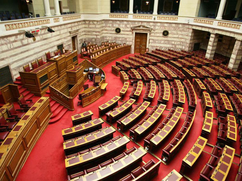 Καταψηφίζουν το νομοσχέδιο για τα ομόφυλα ζευγάρια Ελληνική Λύση, Σπαρτιάτες και ΝΙΚΗ