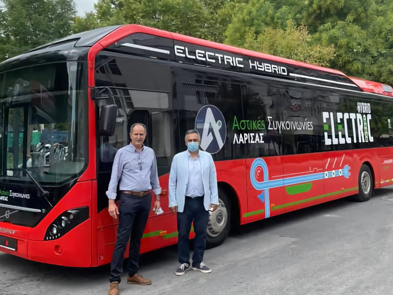 Το πρώτο υβριδικό λεωφορείο του αστικού ΚΤΕΛ, κυκλοφορεί στους δρόμους της Λάρισας