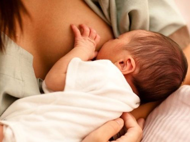 Τα μεγάλα πλεονεκτήματα του μητρικού θηλασμού για τη μητέρα και το μωρό