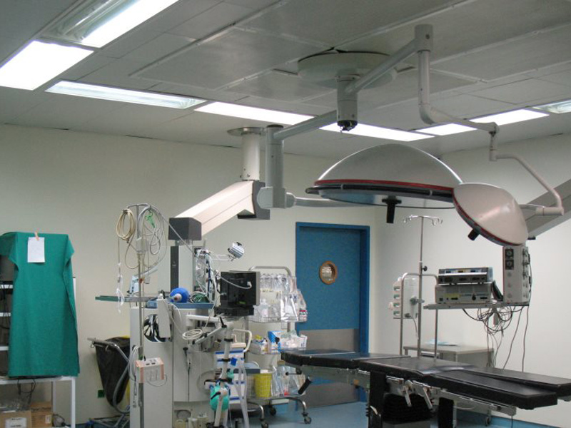 Οδηγία προς τα νοσοκομεία: Μειώστε τα τακτικά χειρουργεία κατά 80%
