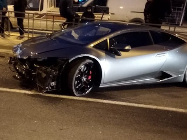 Τροχαίο ατύχημα στη Λάρισα με Lamborghini: Εικόνες από το τρακαρισμένο αμάξι