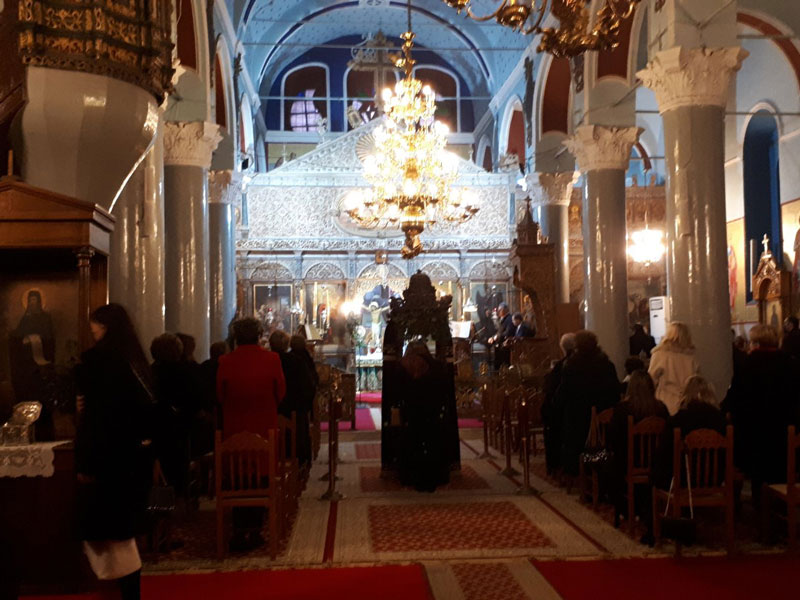 Χριστουγεννιάτικη Θεία Λειτουργία στον Μητροπολιτικό Ναό Παναγίας Φανερωμένης Τυρνάβου