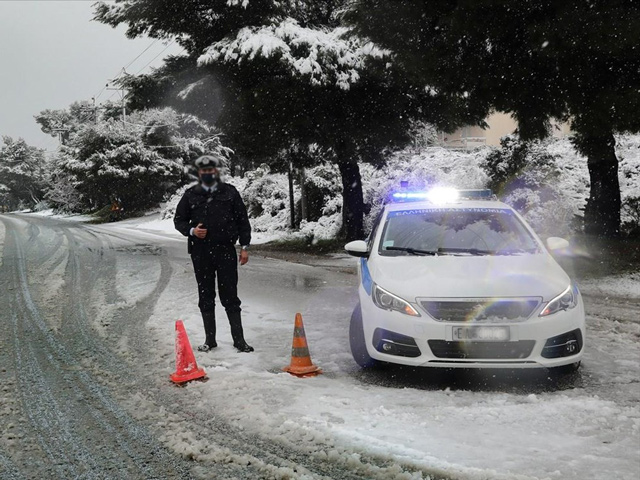 Δείτε σε ποιες περιοχές της θεσσαλίας ανακοινώθηκε απαγόρευση κυκλοφορίας λόγω χιονιού