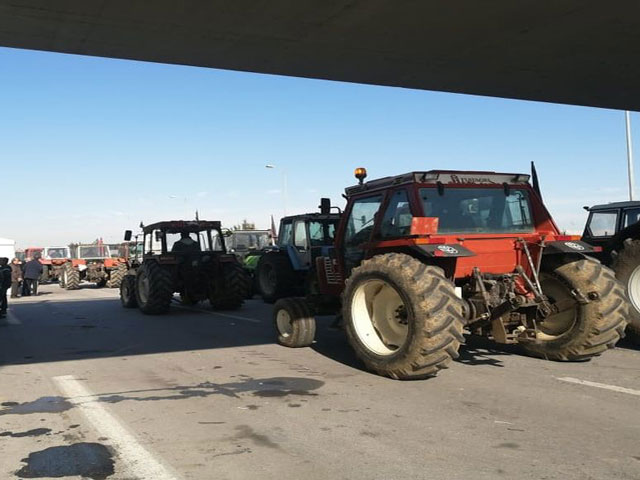 Την απόφαση για κινητοποιήσεις πήραν αγρότες σε σύσκεψη στην Καρδίτσα