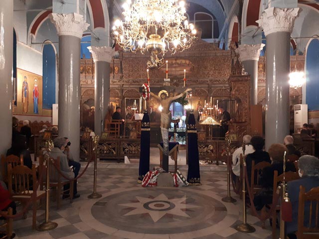 Η Ακολουθία της Σταύρωσης στις εκκλησίες του Τυρνάβου
