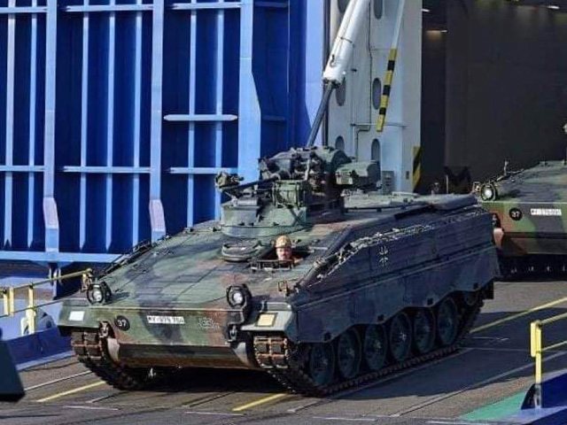 Έφτασαν στην Ελλάδα στο λιμάνι της Θεσσαλονίκης τα νέα άρματα μάχης πεζικού MARDER 1A3