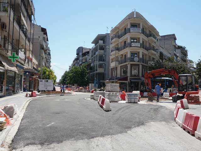 «Κλείνει» για 48 ώρες ο κυκλικός κόμβος στη Νικηταρά Λάρισας