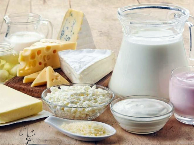 Είδη πολυτελείας πλέον το γάλα, το γιαούρτι και το τυρί