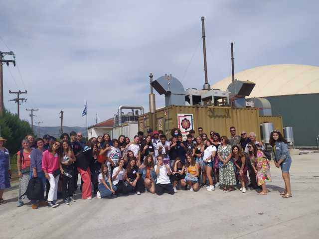 Erasmus+: Μαθητές σχολείων της Ευρώπης και του 2ου Γυμνασίου Τυρνάβου στη μονάδα παραγωγής βιοαερίου των Αφών Σεΐτη στο Αργυροπούλι