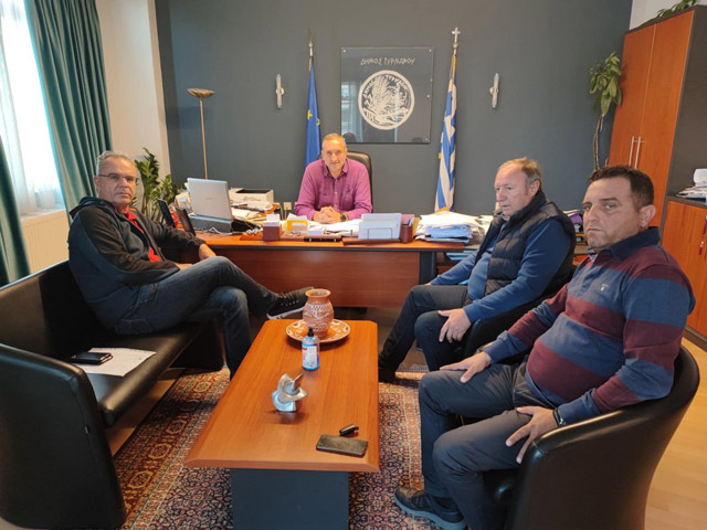 Συνάντηση εργασίας του Δημάρχου Τυρνάβου με τον Προϊστάμενο του ΕΛΓΑ