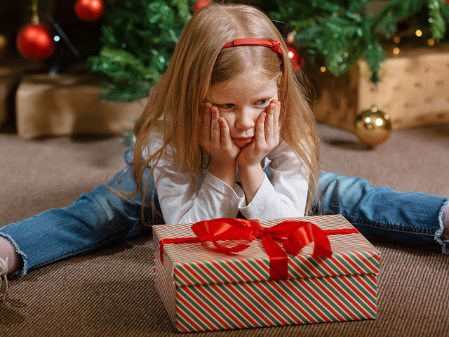 «Δεν ήθελα αυτό το δώρο!» – Πως να ανταποκριθούν οι γονείς στα θέλω των παιδιών