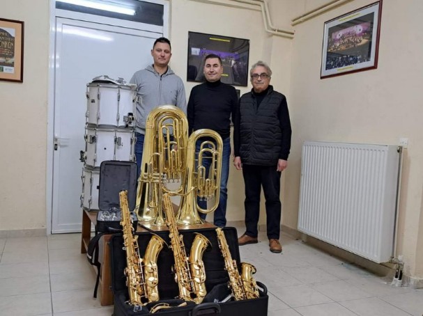Καινούρια μουσικά όργανα για τη Φιλαρμονική του Δήμου Ελασσόνας