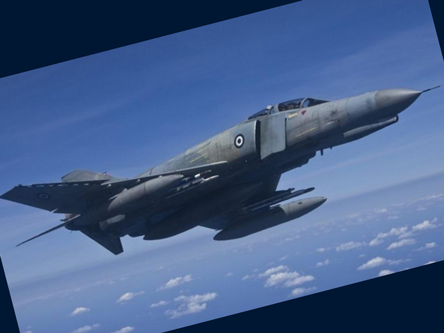 Πτώση μαχητικού F-4 Phantom στη θάλασσα νότια της Ανδραβίδας – Σε εξέλιξη έρευνα για τους χειριστές