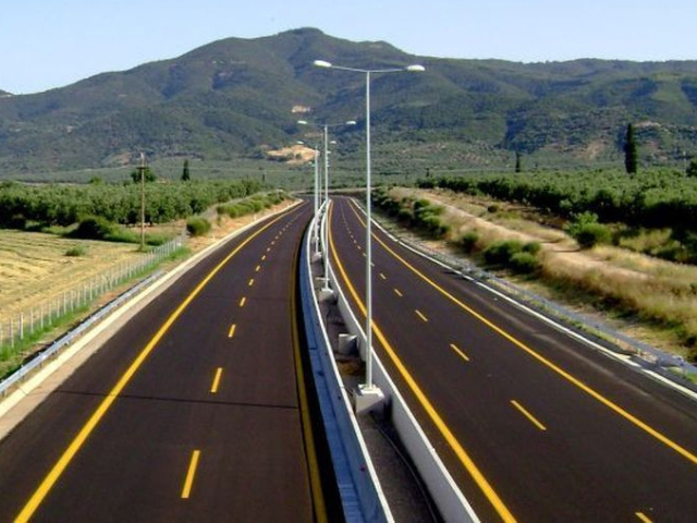 Πέσανε οι υπογραφές για την κατασκευή του αυτοκινητόδρομου Μπράλος – Άμφισσα
