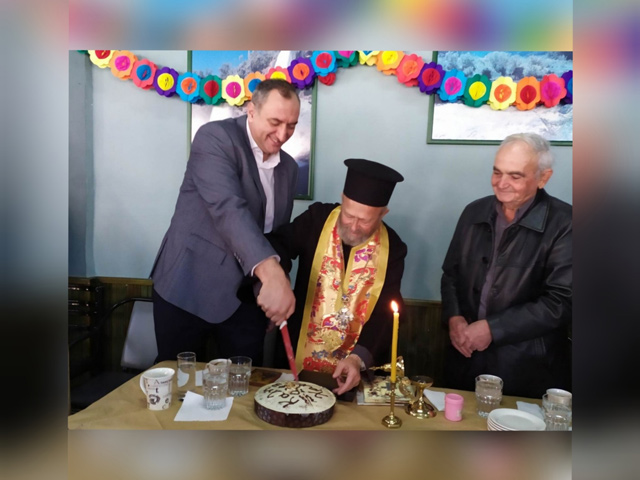 Στην κοπή πίτας του ΚΑΠΗ Δαμασίου ο Δήμαρχος Τυρνάβου Γιάννης Κόκουρας