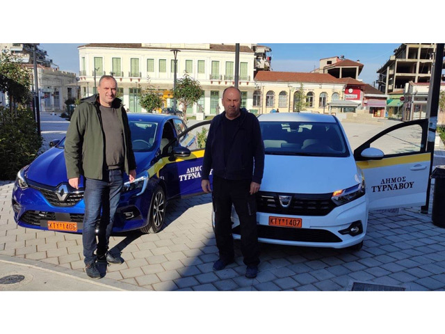 Δύο νέα υπερσύγχρονα οχήματα παρέλαβε ο Δήμος Τυρνάβου.