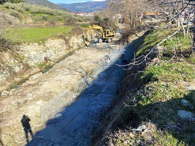 Συρματοκιβώτια στο ρέμα των Γόννων κατασκευάζει η Περιφέρεια Θεσσαλίας για την αντιπλημμυρική προστασία της περιοχής