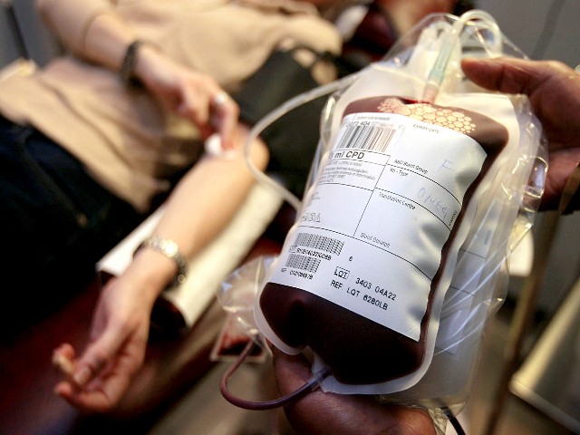 Ερυθρός Σταυρός: Έκτακτη αιμοδοσία στη Λάρισα για τη βοήθεια των τραυματιών
