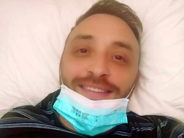 Υπέστη έμφραγμα ο γνωστός τραγουδιστής Μάκης Καψάλης νοσηλεύεται στο ΠΓΝ Λάρισας