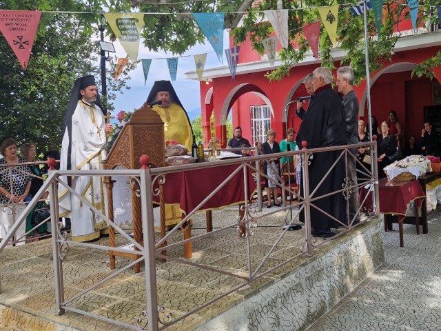 Ελάτεια: Λαμπρές εκδηλώσεις στο παρεκκλήσι του Αγίου Ιωάννη του Ρώσου