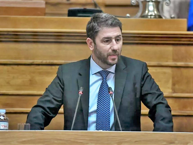 Ο Νίκος Ανδρουλάκης καλεί για δεύτερη φορά τον Πρωθυπουργό στη Βουλή σχετικά με το οξύ στεγαστικό πρόβλημα