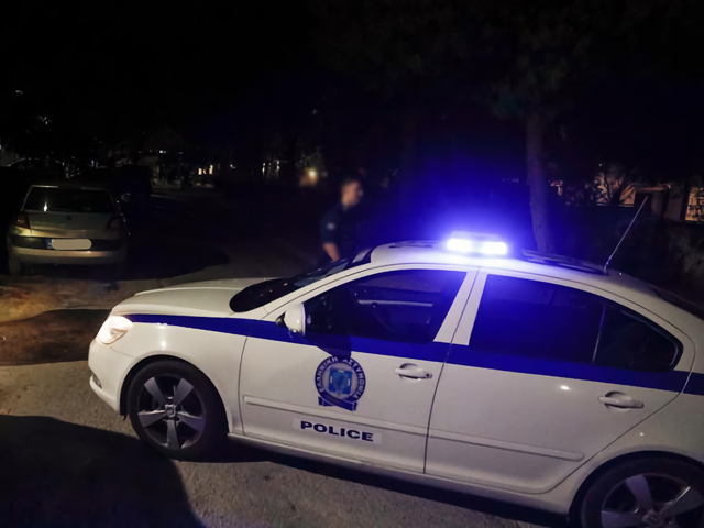 Τύρναβος: Τρεις συλλήψεις για κλοπή πορτοφολιού – Αφαίρεσαν 1.000 ευρώ
