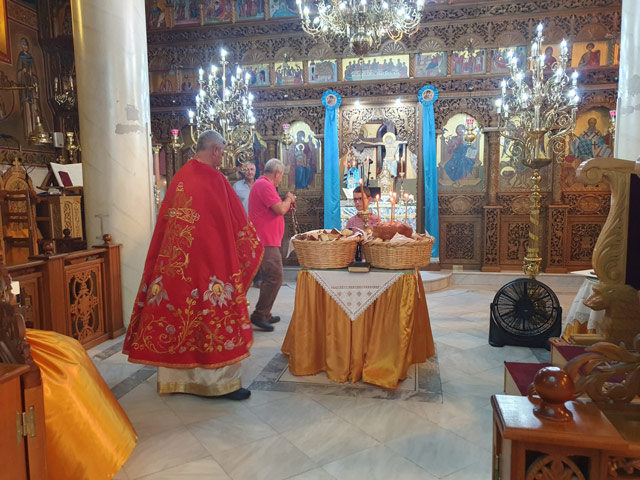 Του Αγίου Φανουρίου στον Άγιο Δημήτριο Τυρνάβου