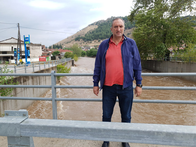 Δήμαρχος Τυρνάβου: Από το πρωί έχει κινητοποιηθεί ο μηχανισμός του Δήμου – Μέχρι στιγμής τα πράγματα βαίνουν καλώς