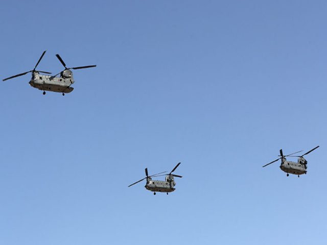 Στην 111 Πτέρυγα Μάχης φτάνουν αμερικανικά ελικόπτερα