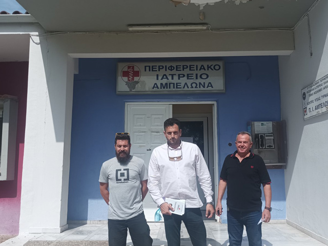 Επίσκεψη του υποψήφιου δημάρχου Στέλιου Τσικριτσή στο Κέντρο Υγείας Τυρνάβου