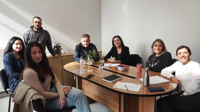 Συνάντηση Δικτύωσης του Κέντρου Κοινότητας – Παράρτημα Ρομά Δήμου Τυρνάβου με στελέχη της ΔΥΠΑ Θεσσαλίας
