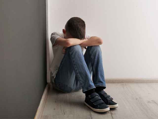 Δίωξη ανήλικου μαθητή στη Λάρισα για βιασμό 17χρονου