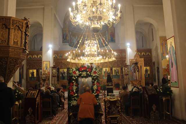 Άγιος Γεδεών: Ο Μέγας Πολυαρχιερατικός Εσπερινός στον Τύρναβο παρουσία 3 Ιεραρχών