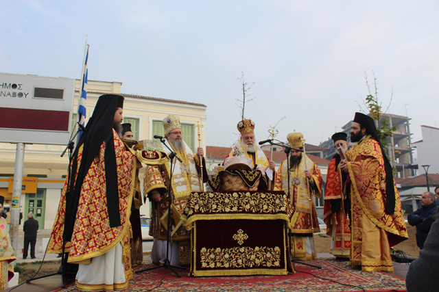 Με λαμπρότητα ο Τύρναβος γιόρτασε τον Πολιούχο του Άγιο Γεδεών (φώτο-βίντεο)