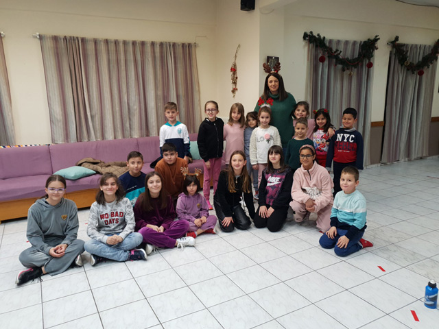 Χορός και χαρά από τα παιδικά χορευτικά του Πολιτιστικού Συλλόγου Τυρνάβου