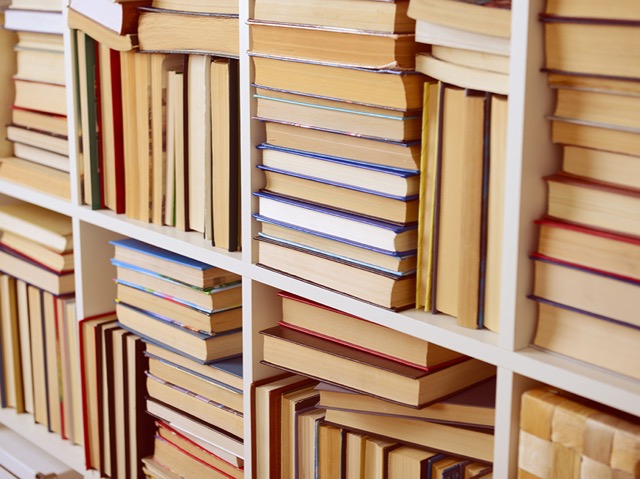Οι Δημοτικές βιβλιοθήκες Τυρνάβου και Αμπελώνα έχουν εμπλουτίσει με πολύτιμα και αξιόλογα βιβλία