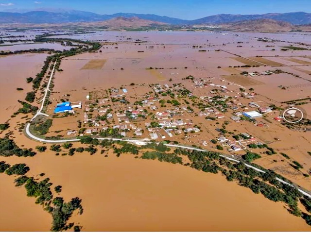 Εγκατάλειψη και αδιαφορία αναφέρουν οι πλημμυροπαθείς κάτοικοι του Κουλουρίου Λάρισας