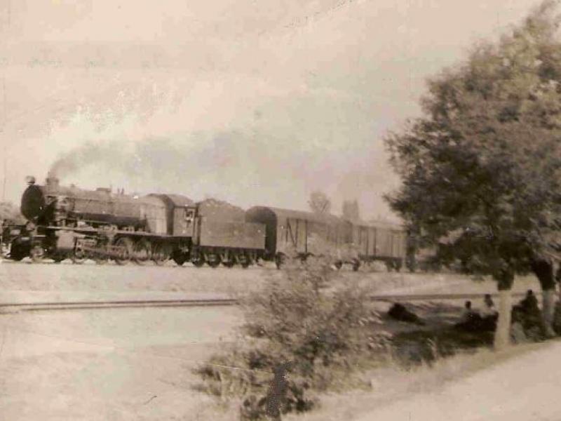 Πριν από 80 χρόνια το Τάγμα Μηχανικού Ολύμπου του ΕΛΑΣ στα Τέμπη τινάζουν στον αέρα το τρένο (SF-Zug -53)