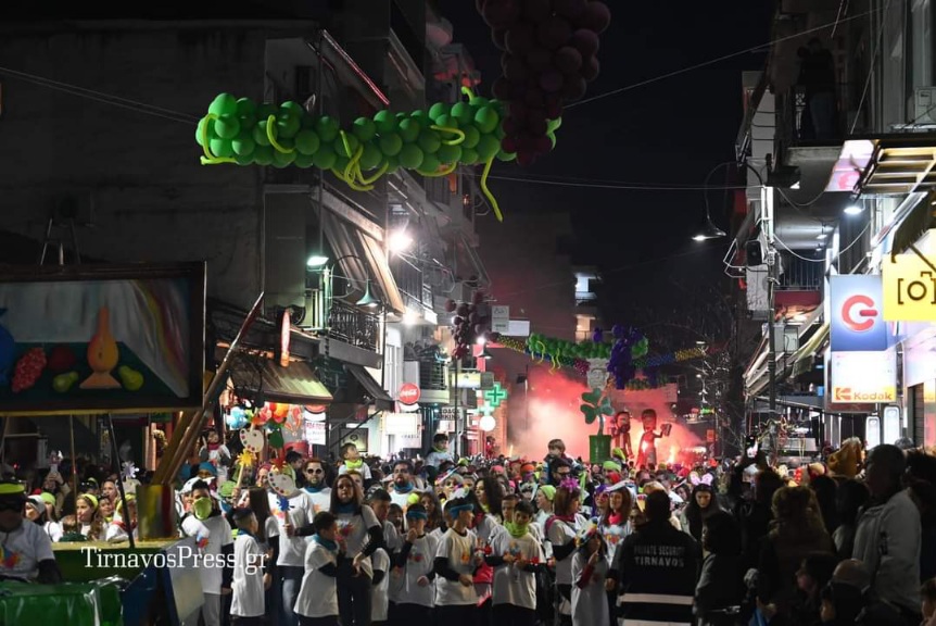 Η μεγάλη παρέλαση του Τυρναβίτικου Καρναβαλιού 2024 (βίντεο)