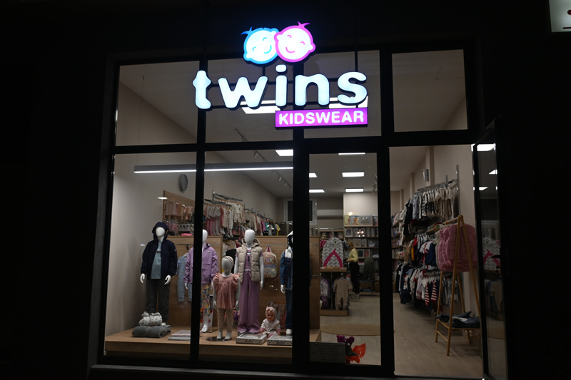 Twin Kidswear4